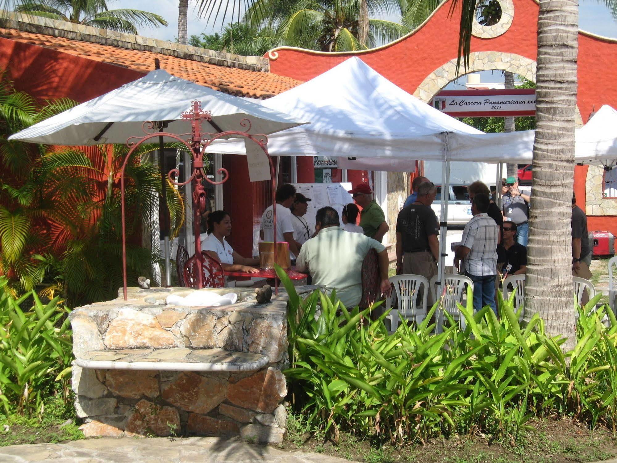 Xquenda Huatulco Spa Crucecita  Ngoại thất bức ảnh
